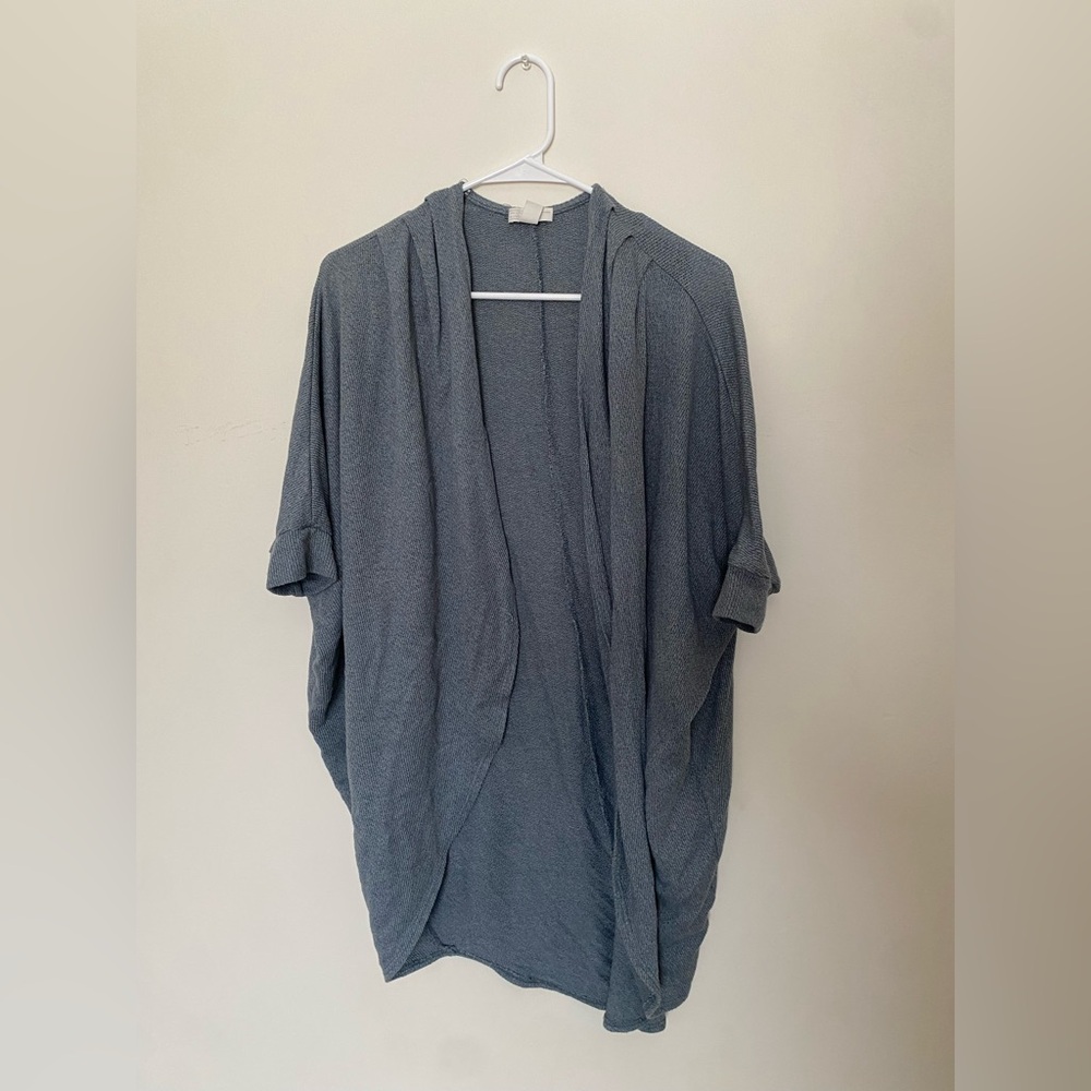 Blue, medium cardigan 
Brand: 14th & Union